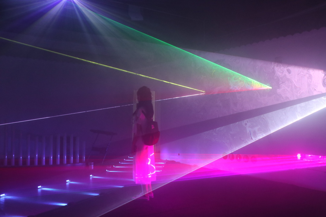 熱烈歡迎廣東職業(yè)技術(shù)學(xué)院光環(huán)境產(chǎn)業(yè)學(xué)院一行到雷色光電參觀學(xué)習(xí)！(圖7)