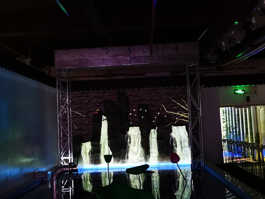 熱烈歡迎廣東職業(yè)技術(shù)學(xué)院光環(huán)境產(chǎn)業(yè)學(xué)院一行到雷色光電參觀學(xué)習(xí)！(圖10)