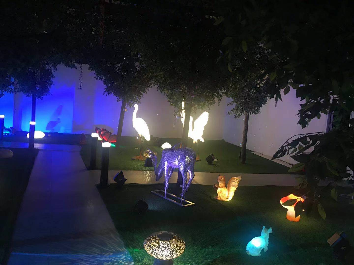 熱烈歡迎廣東職業(yè)技術(shù)學(xué)院光環(huán)境產(chǎn)業(yè)學(xué)院一行到雷色光電參觀學(xué)習(xí)！(圖13)