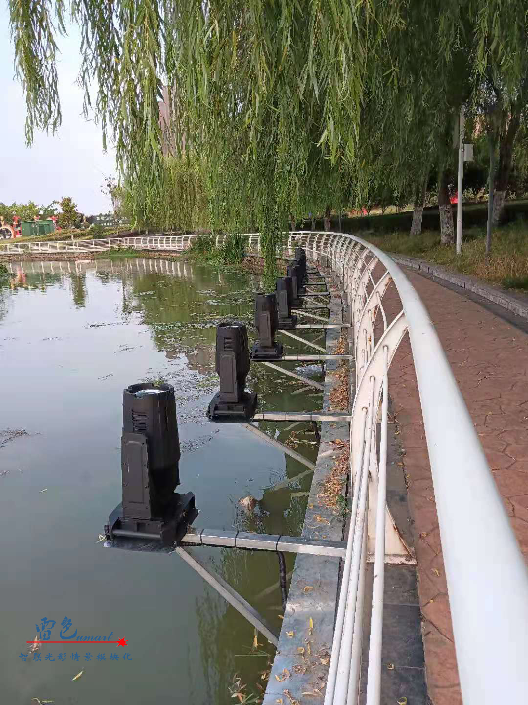 由雷色光電打造的“大美漯河·水韻西城”共慶百年華誕月灣湖之夜主題燈光秀上演啦！(圖18)