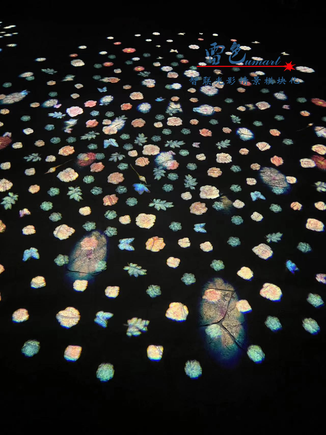 雷色光電打造《夢境光語》夜場燈光秀震撼來襲！(圖5)